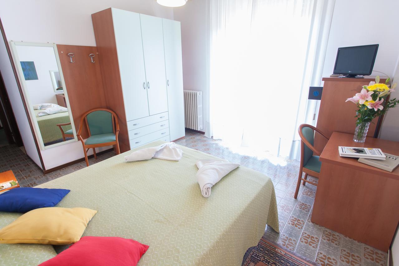 Hotel Quisisana Tabiano Terme Екстериор снимка